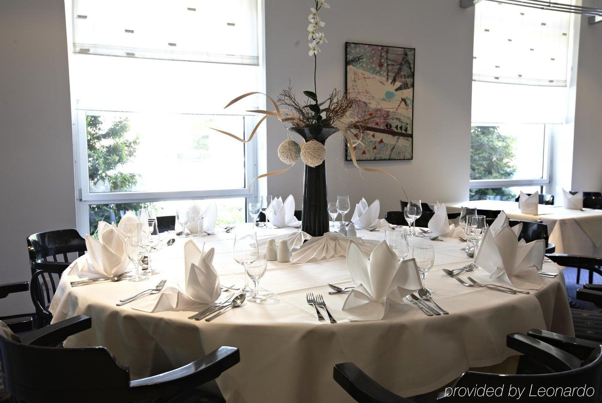 Intercityhotel Rostock Restauracja zdjęcie