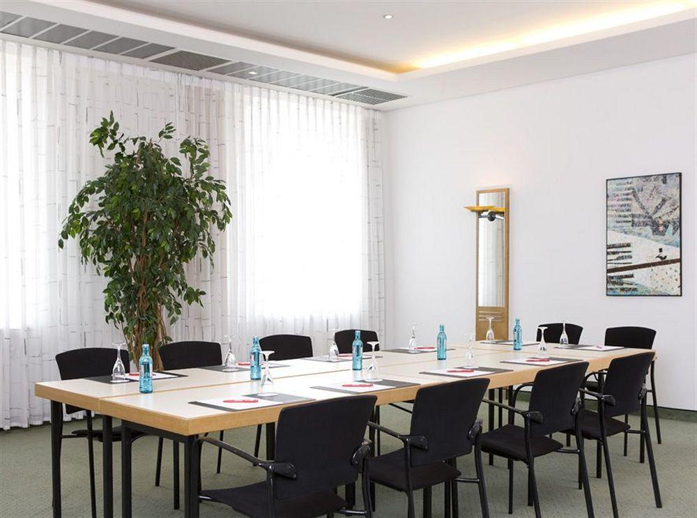 Intercityhotel Rostock Zewnętrze zdjęcie
